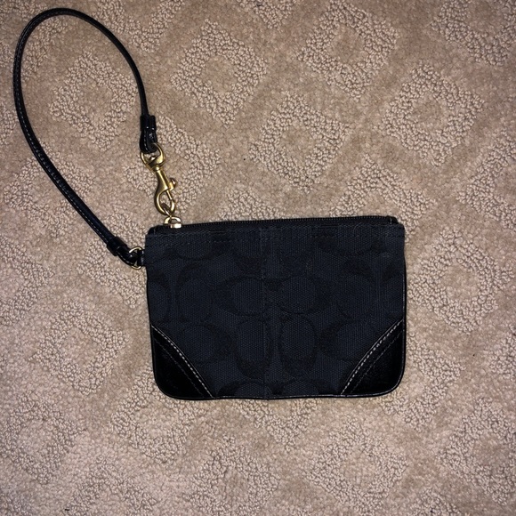 Coach wristlet - Picture 4 of 5